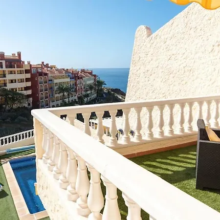 Beautiful In Playa Paraiso With Pool And Sunset View Hotell